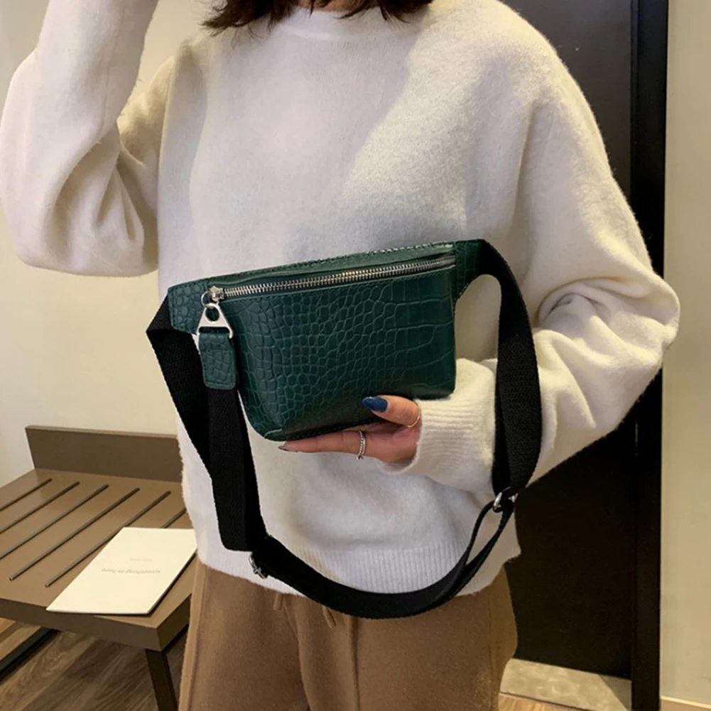 

Women crocodile money belt waist pack women's belt bag clutch female Pu leather chest bag Fashion high quality waist bag