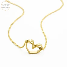 

Hollows Out Love Heart Necklace Pendant For Women Engagement Gift Romantic Jewelry Stainless Steel Chain Collier Femme