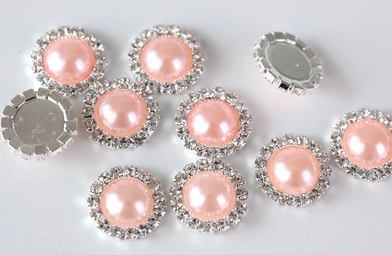 Billow Half Round Pearls (30)