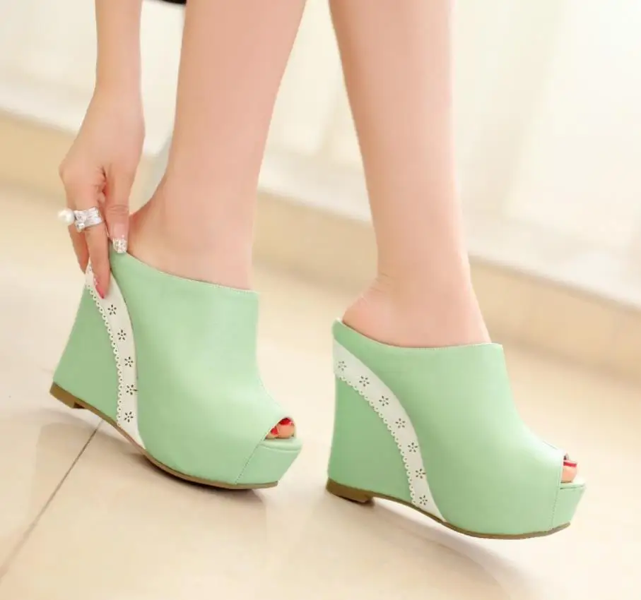 

Spring and summer new fashion slope and waterproof platform fish mouth thick bottom large size drag