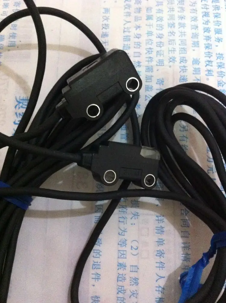 

Free shipping Genuine OMRON sensor E3T-ST13M