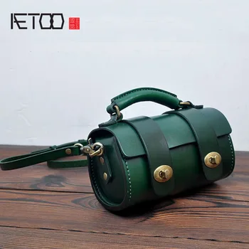 

AETOO Original handmade leather mini retro small round bag Messenger bag head cowhide tannage ladies handbag