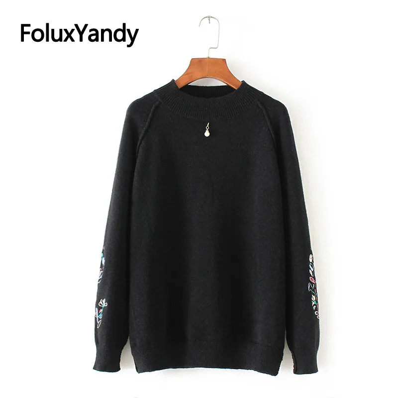 Pearl Floral Embroidery Sweater Pullovers Long Sleeve Women Plus Size Casual O-neck Knitted Sweater Black White SWM1267