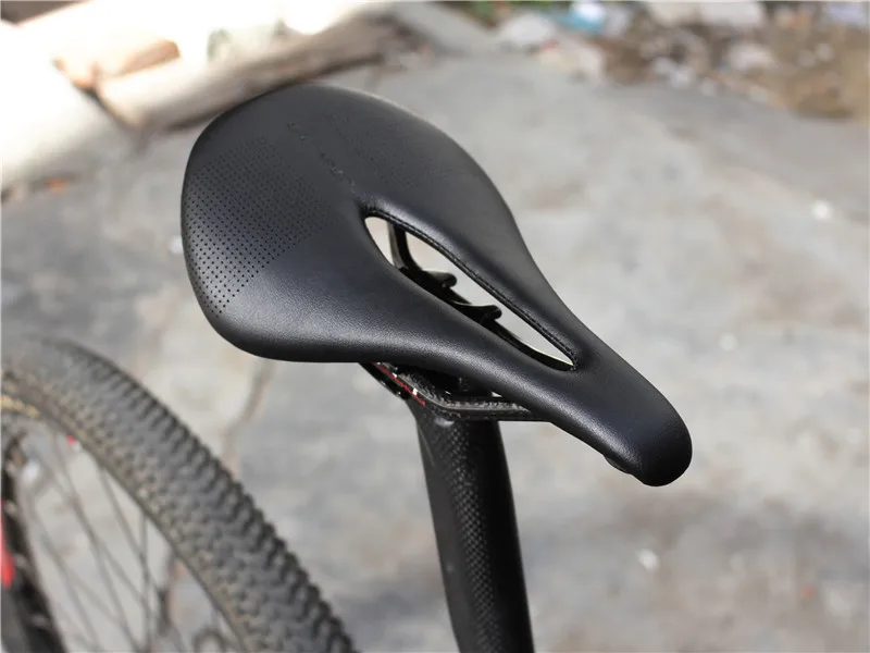 С светильник короб Road велосипедное седло кожа черный карбоновое седло велосипедное седло углерода седла велосипеда