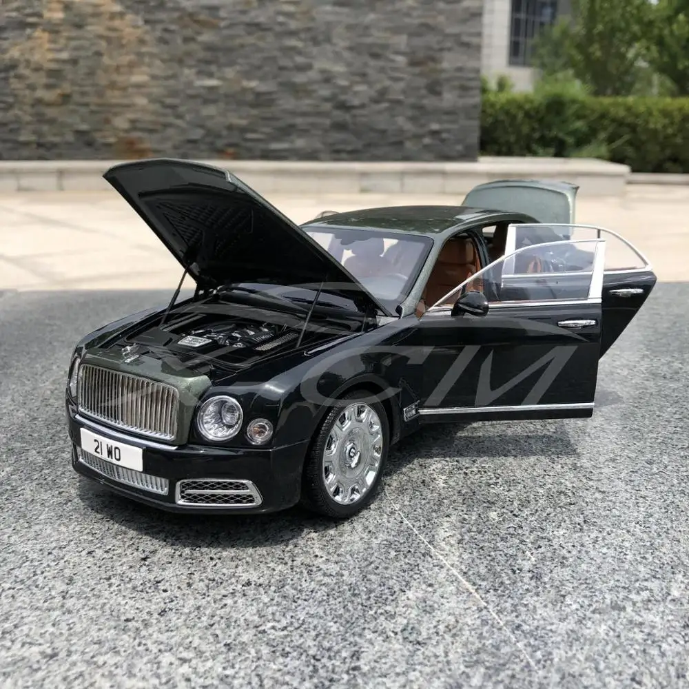 Diecast Car Model Almost Real Bentley Mulsanne 1:18+ SMALL GIFT