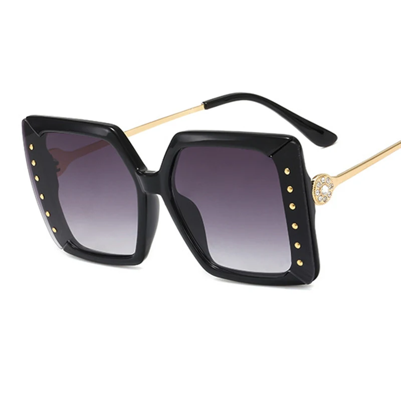 

Vintage Big Square Sunglasses Women Men Luxury Brand 2019 Fashionable Black Oversized Sun Glasses Gold Bead Eyewear Gafas