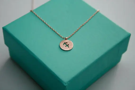 N073 Sagittarius Necklace Signs Zodiac Constellation Pendant Necklace Horoscope Astrology Disc Anchor Necklaces for Women