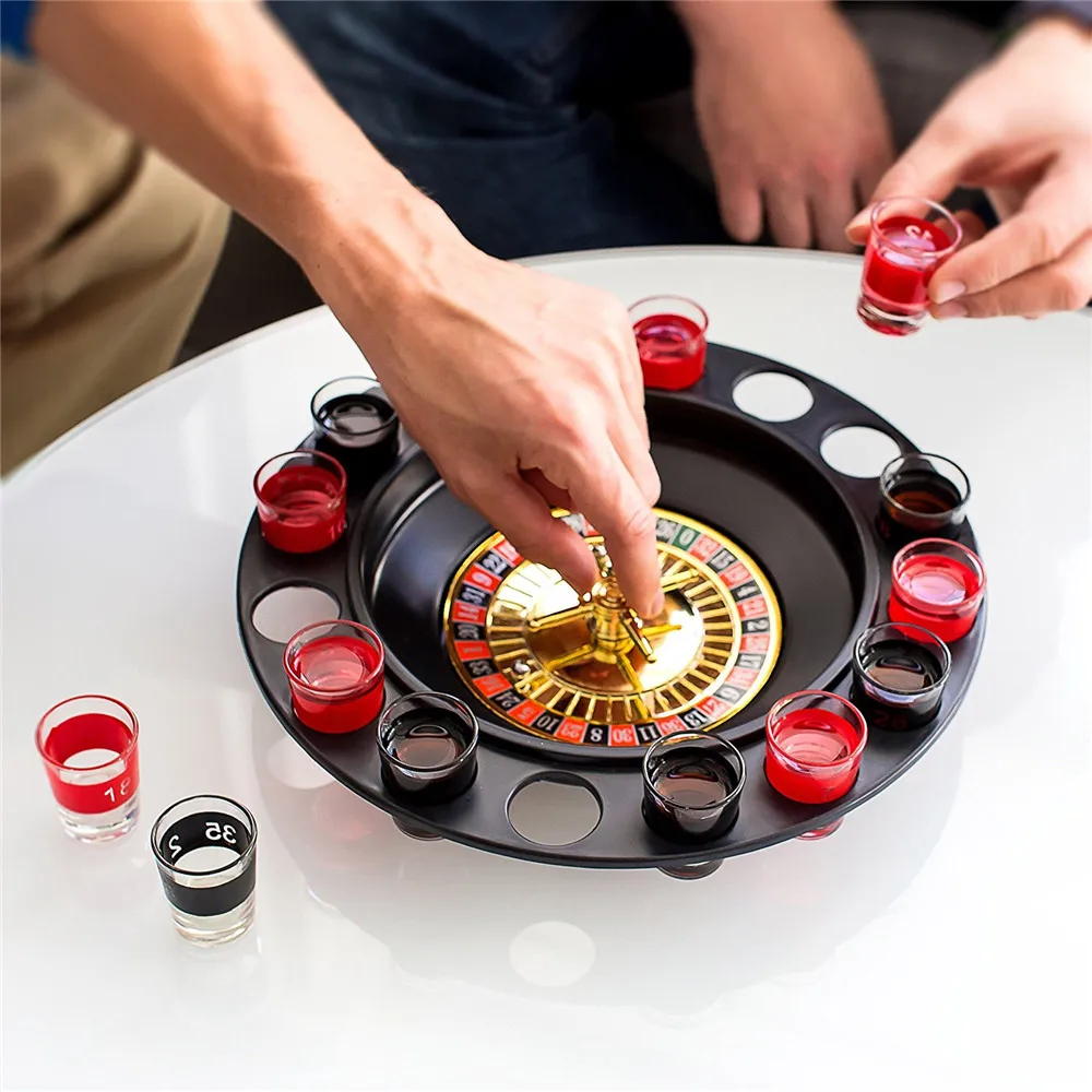 Drinking Game Roulette Set With 16 Shot Glasses 30 x 30CM hot sale