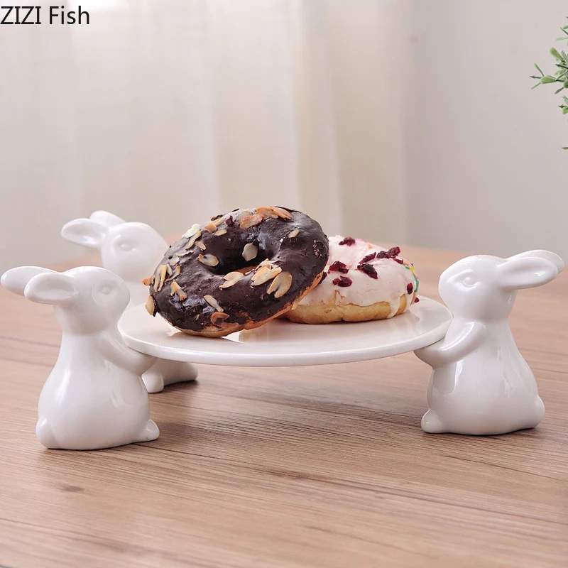 

Creative lovely rabbit ceramics Cake pan Fruit tray Household Afternoon tea Dessert display tray Cake tray Wedding decoration