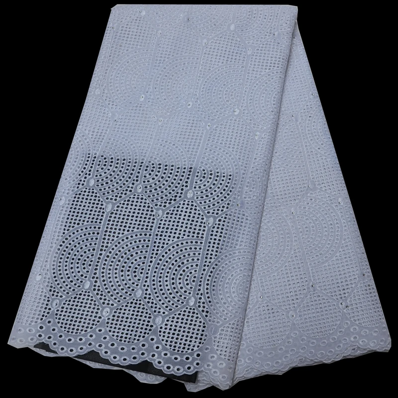 

Free shipping (5yards/pc) high quality African dry cotton lace fabric in white Swiss voile lace fabric for party dress CLP265