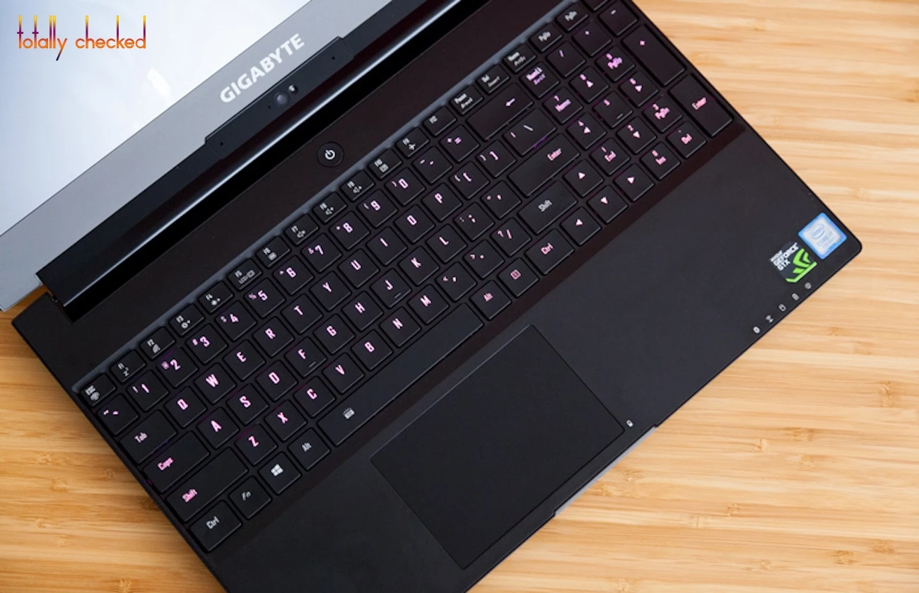 Защитная крышка для клавиатуры ноутбука из ТПУ Gigabyte Aero 15 15X v8/Aero 15W BK4 6 &quot15 дюймов i5