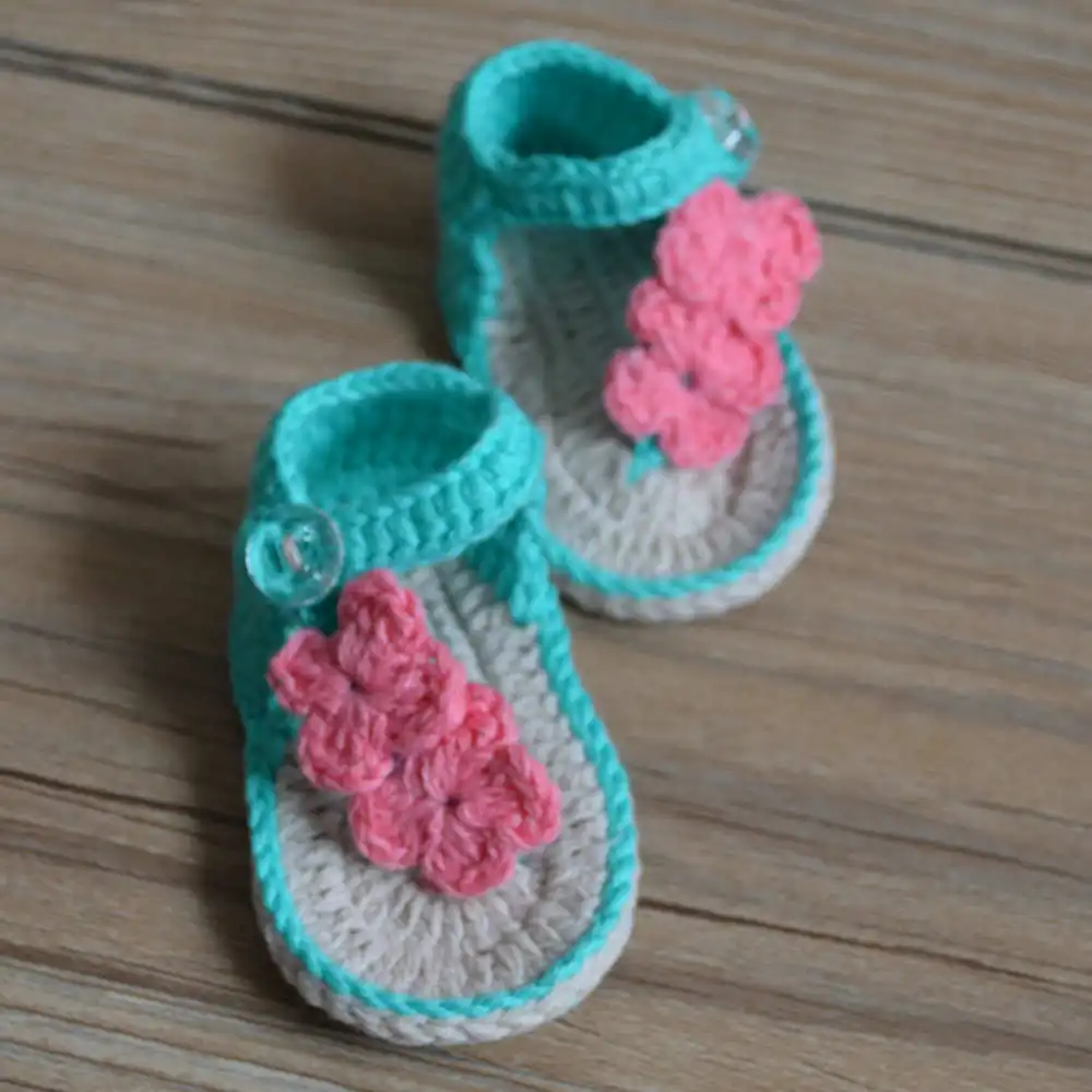 

QYFLYXUEYarn buckle single shoe baby 0-1 year old soft sole footwear hand knitted baby wool shoes spring and autumn women