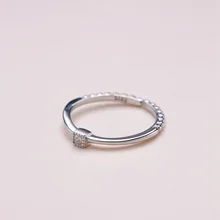 R8 for kim customer send with a small box 925 silver with a big stone USA size 6 7 8 9 table