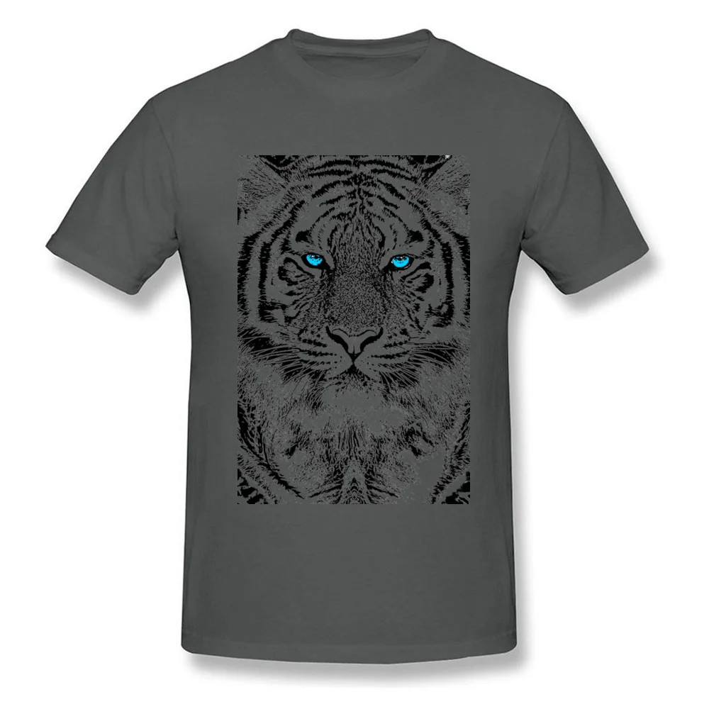 Blue Eyes for a Tiger_carbon