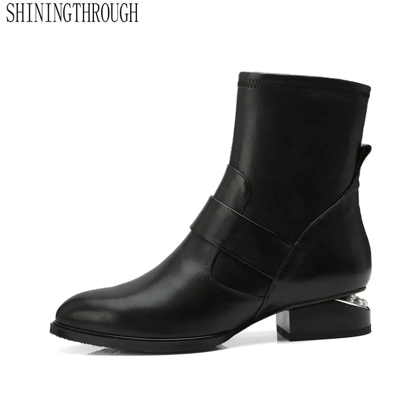 

2020 Genuine Leather Fashion Comfort Low Heel Women Shoes Casual Pointed Toe Cut Outs Ankle Boots Autumn Short Boots Size 34-43