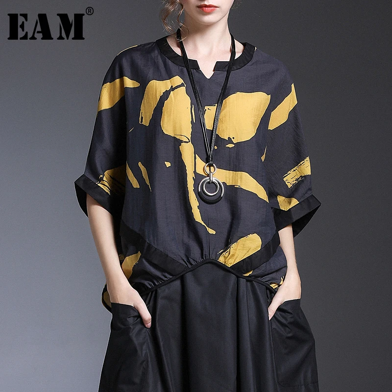 

[EAM] 2019 New Spring Summer V-collar Half Sleeve Print Pattern Temperament Loose Big Size Shirt Women Blouse Fashion Tide JX251