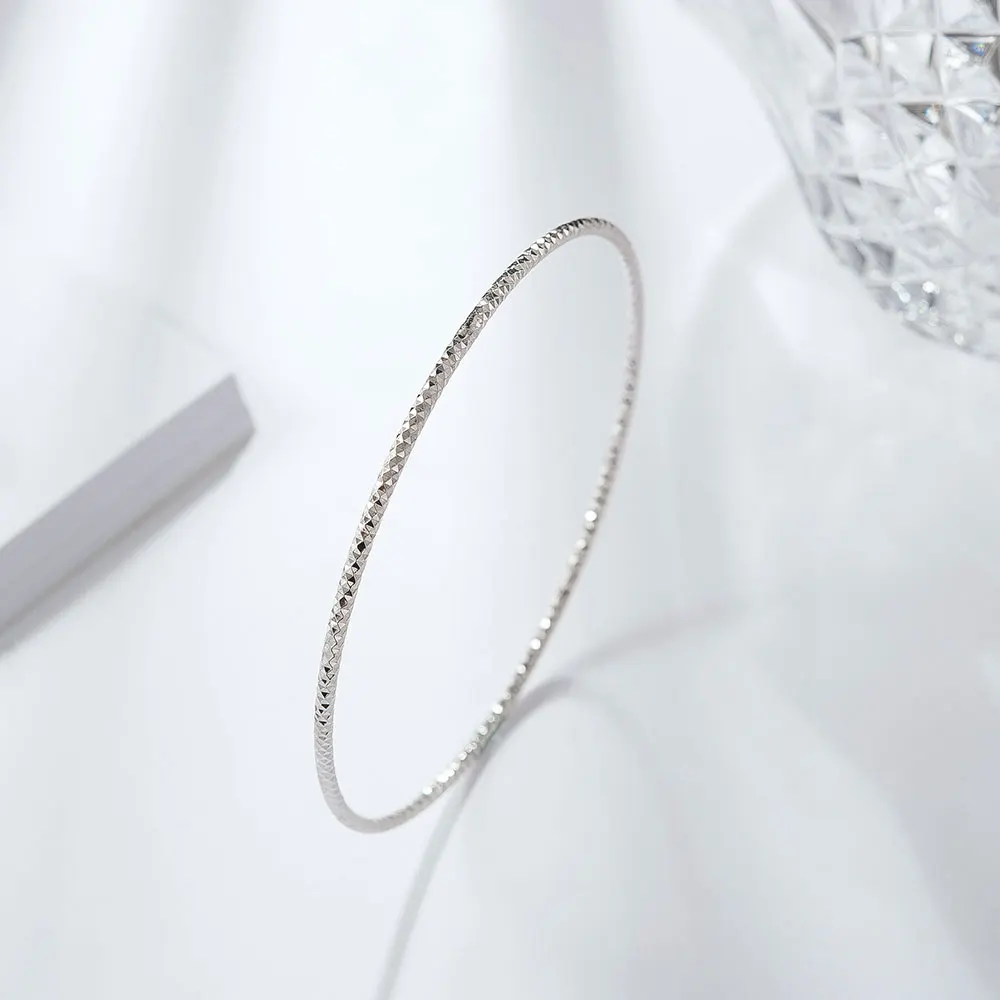 

QGGLE Bracelet Bangle For Women Silm Shinning Wave Parttern Shape Silver Color Color Bracelet