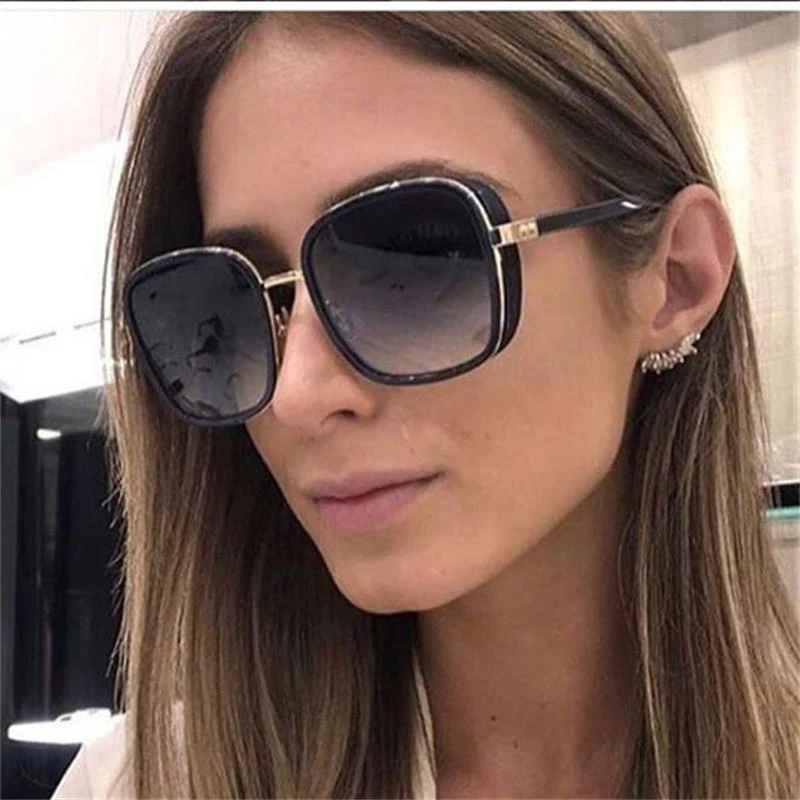 

Women Thick Frame Fashion Square Sunglasses 2018 Designer Brand Clear Sun Glasses Men Luxury New Black Steampunk Goggle UV400