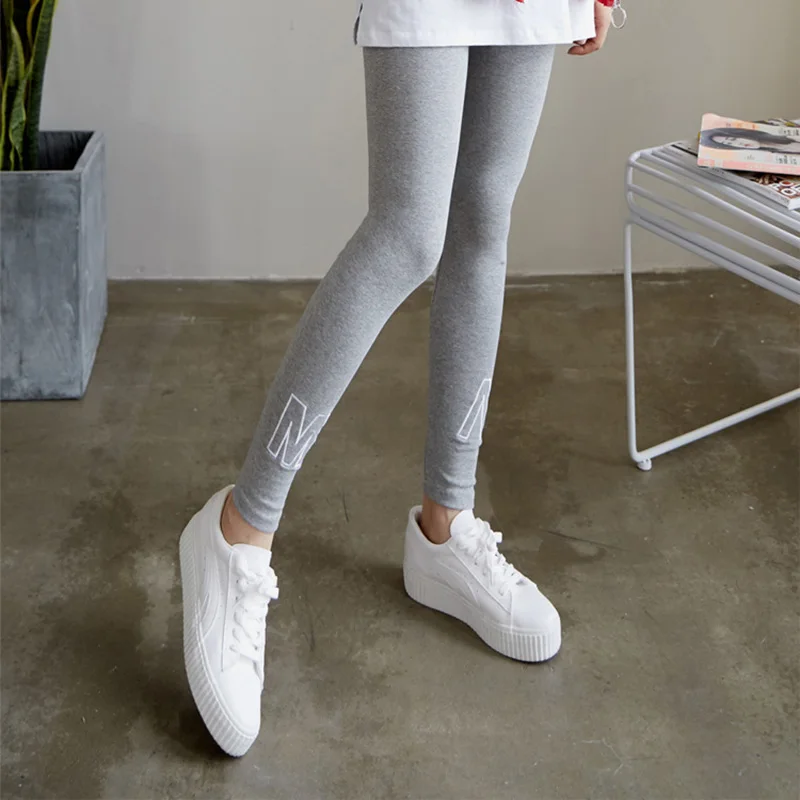 

Cotton High-elastic Embroidery Nine-point Leggings NAX06077