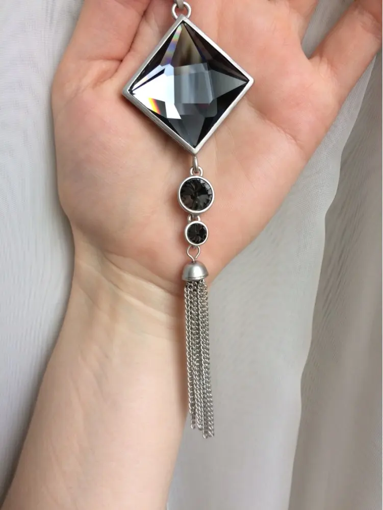 Top-quality-square-crystal-pendant-long-tassel-necklace-women-fashion-jewelry-wholesale-2017