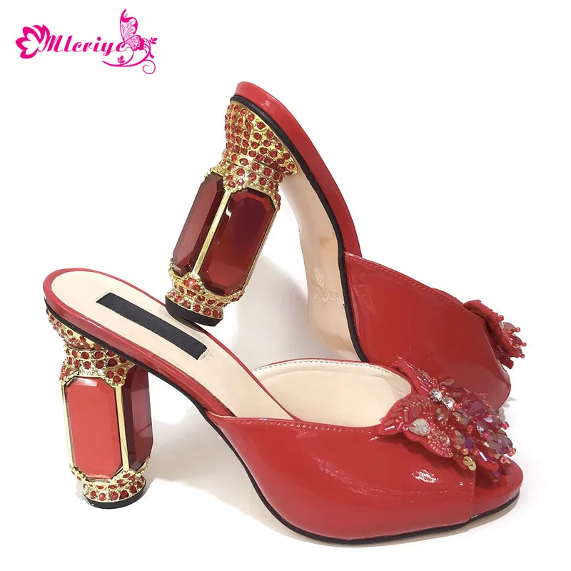 

Latest Summer Shoes Big Size Slip on Shoes for Women Italian Women Party Shoes Decorated with Rhinestone Elegant Italy Shoes