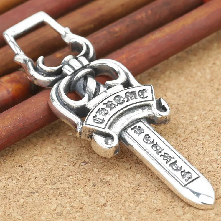 

Choker Necklace Cluci Cage Pendants S925 Pure Ornaments Thai Restoring Ancient Ways Sweater Chain Pendant Big Sword Necklace