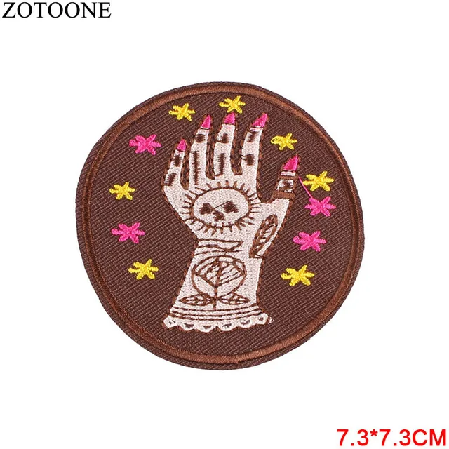 ZOTOONE Round UFO Parches Embroidered Iron on Patches For Clothing DIY Motif Stripes Clothes Stickers Alien Astronaut Badges E 26