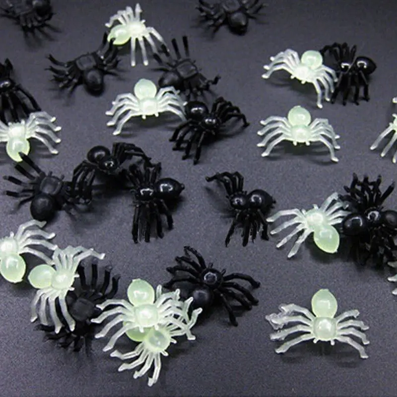 

20PCS/Lot Halloween Haunted House Prop Table Decoration Plastic Artificial Simulation funny Spider Trick Joking Toy Party