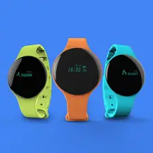 1 pc 2017 nouvelle mode femmes hommes bracelet de sport podomètre montre smart watch bracelet poignet horloges heure bracelet en silicone cadeau H3