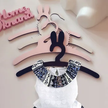 

Children Room Decoration Wood Swan Cloth Hanger Cute Baby Clothing Storage Hangers Rabbit Kids Birthday Gift