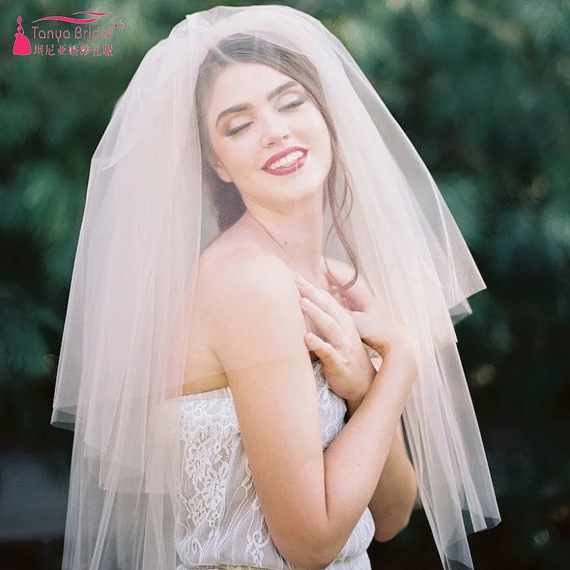 

Champagne bride short veil Double layer Wedding Travel veil With Metal comb DQG939