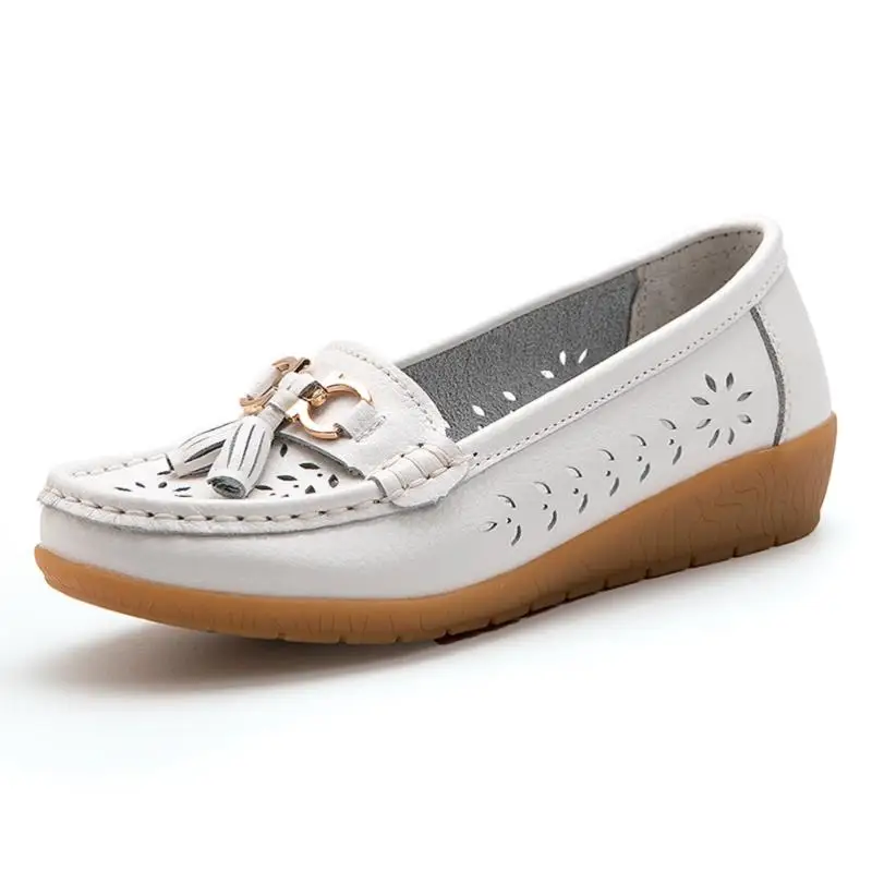 AURONET Soft Leather Hollow Women Ballet Flats Shoes Slip On Loafers Women'S Moccasins Boat Shoes Large Size Spor Ayakkabi Bayan - Color: White