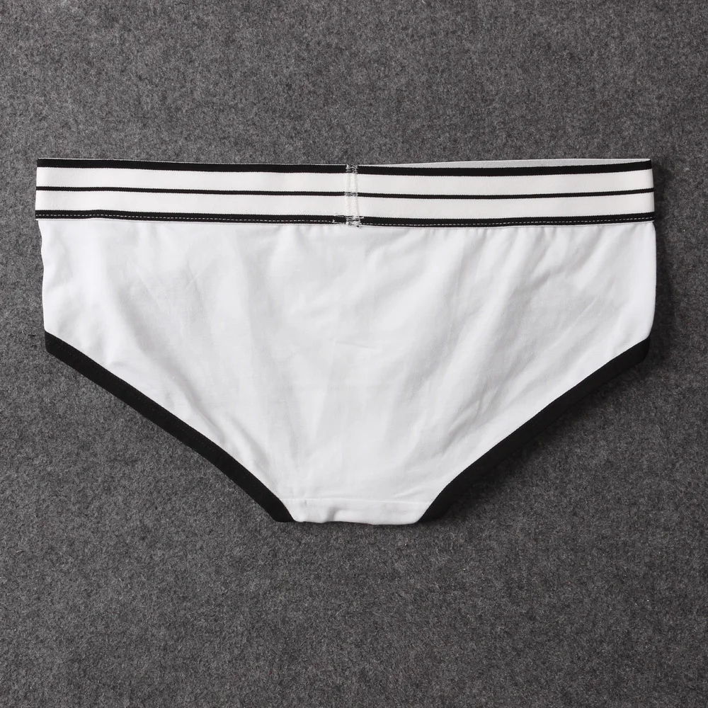 white-back-1000