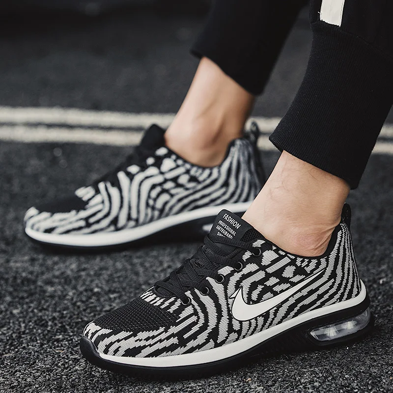

Knitted Casual Breathable Sneakers Trend Comfortable Running Shoes