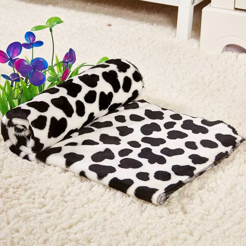 1PC Free Shipping Soft Fleece Pet Dog Blanket Cat Mat Cover Small Medium Large Towl Puppy Travel Air Conditioning Blanket