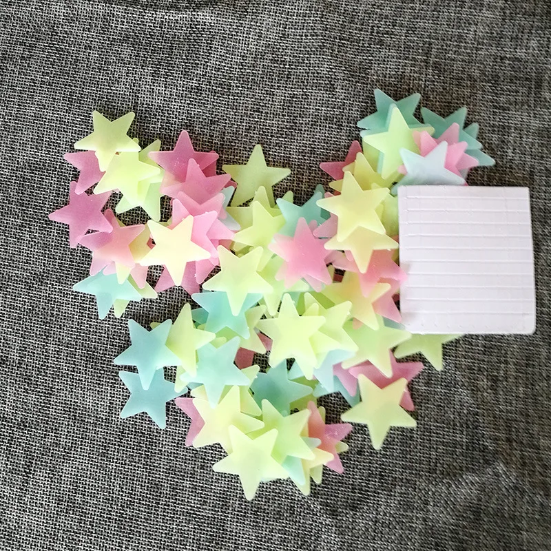 

100Pcs Star and Moon Energy Storage Fluorescent Glow In The Dark Christmas Kids Bedroom Wall Stickers Baby Rooms Home Decoration