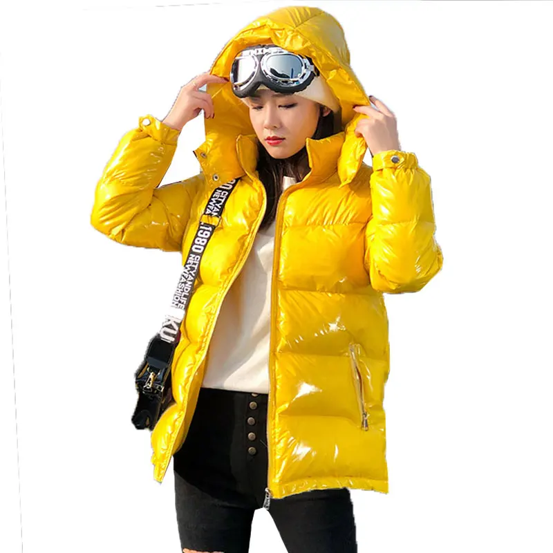 

2019 WinterJacket Women Short Silver Shiny Cotton Coat Women Outdoor Cold Climbing Female Coat Fashion Hooded Thick Warm Outwear