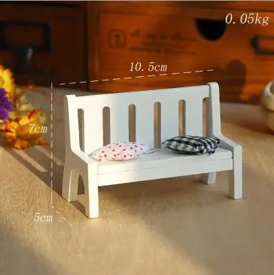 Exquisite mini chair with ornaments of wooden handicrafts Exquisite mini chair with ornaments of wooden handicrafts