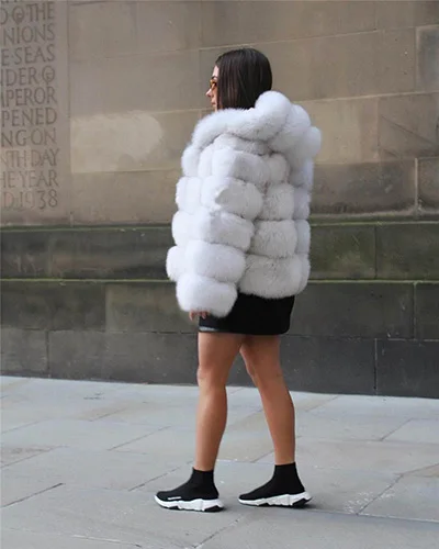 Модное женское пальто из натурального меха, короткий стиль, натуральная кожа, Лисий мех, пальто высокого качества, зимнее теплое пальто из лисьего меха с капюшоном - Цвет: natural