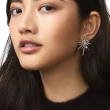 JUJIA новая горячая распродажа серьги-гвоздики Звездные модные серьги со стразами массивные ювелирные изделия