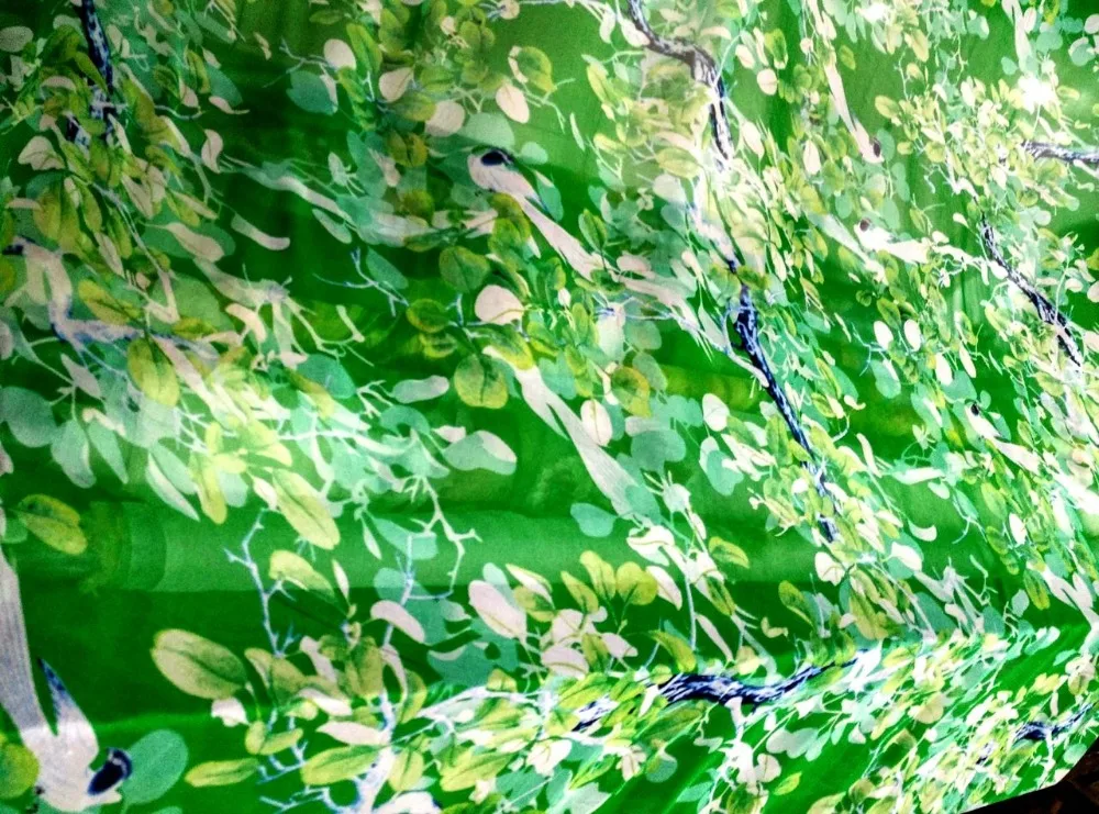 

Pure Natural Silk Fabric Green Flowers print Super Thin 100% Mulberry Silk Chiffon Fabric Textile For Dress Cloth Scarf telas