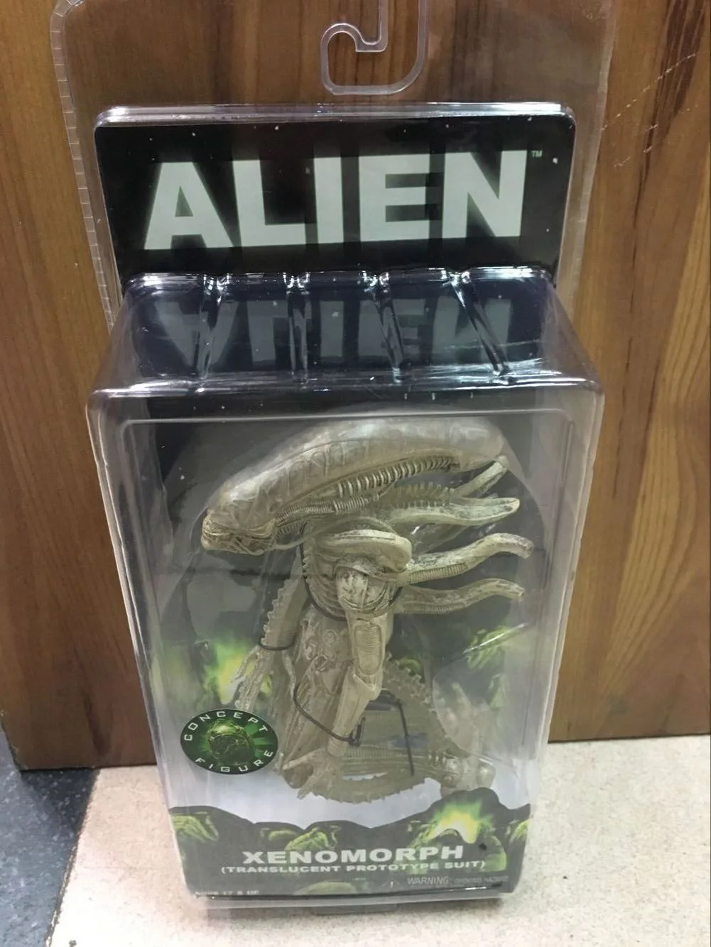 

NECA Alien Xenomorph Translucent Prototype Suitl PVC Action Figure Collectible Model Toy 18cm KT3625