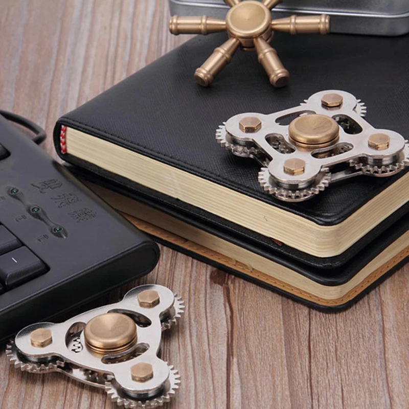 hand spinner Four Gear Linkage Rotate Top Level Fidget finger Spinner EDC Focus Finger fidget Toys