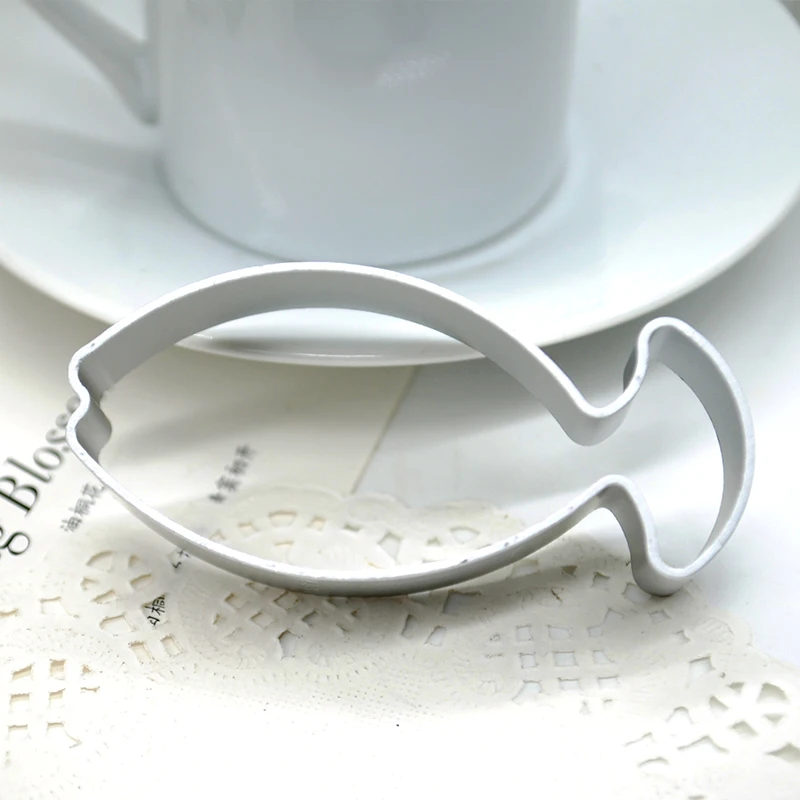 

DIY New Fish Shape Cake Decoration Tool Biscuit Mold Fish Cookie Cutters Cake Mold Kitchen
