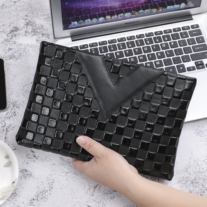 

genuine leather Envelope Men Clutch Bag For Phone High Capacity purse Male Clutch Wristbands Zipper Mens Long Wallet