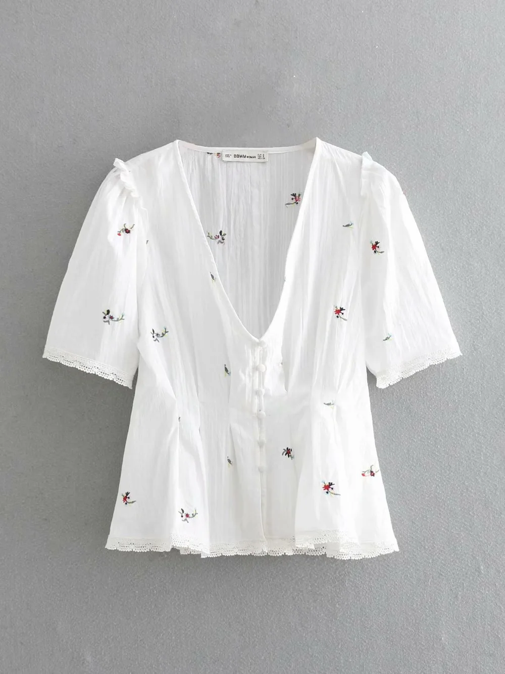 

2019 new women v neck floral embroidery casual blouse shirt sweet agaric lace chemise chic lace patchwork femininas tops