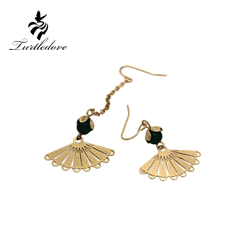 

Turtledove Harajuku style fan Asymmetric Earrings Free collocation