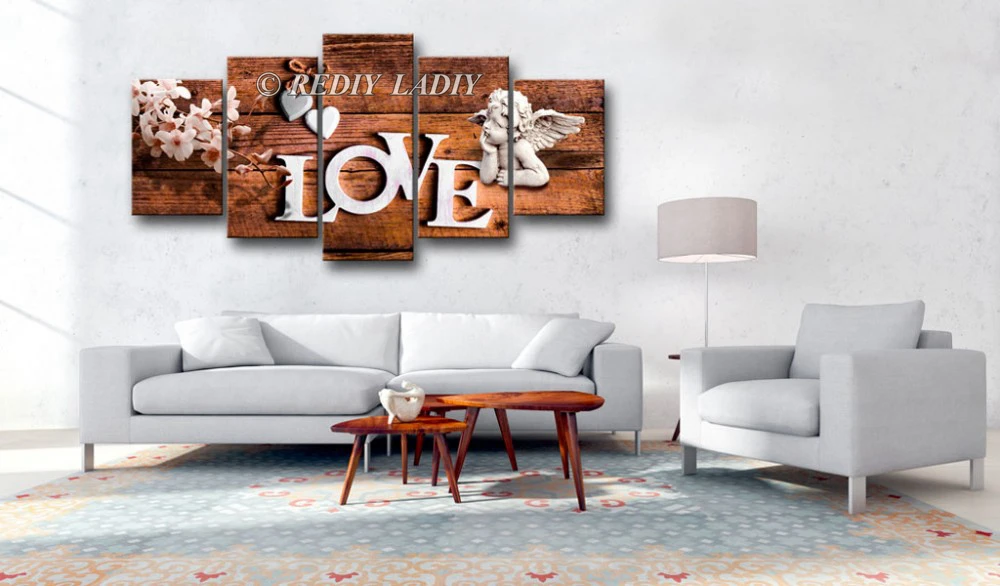 RF87095 Maison de l'amour1 - LOGO