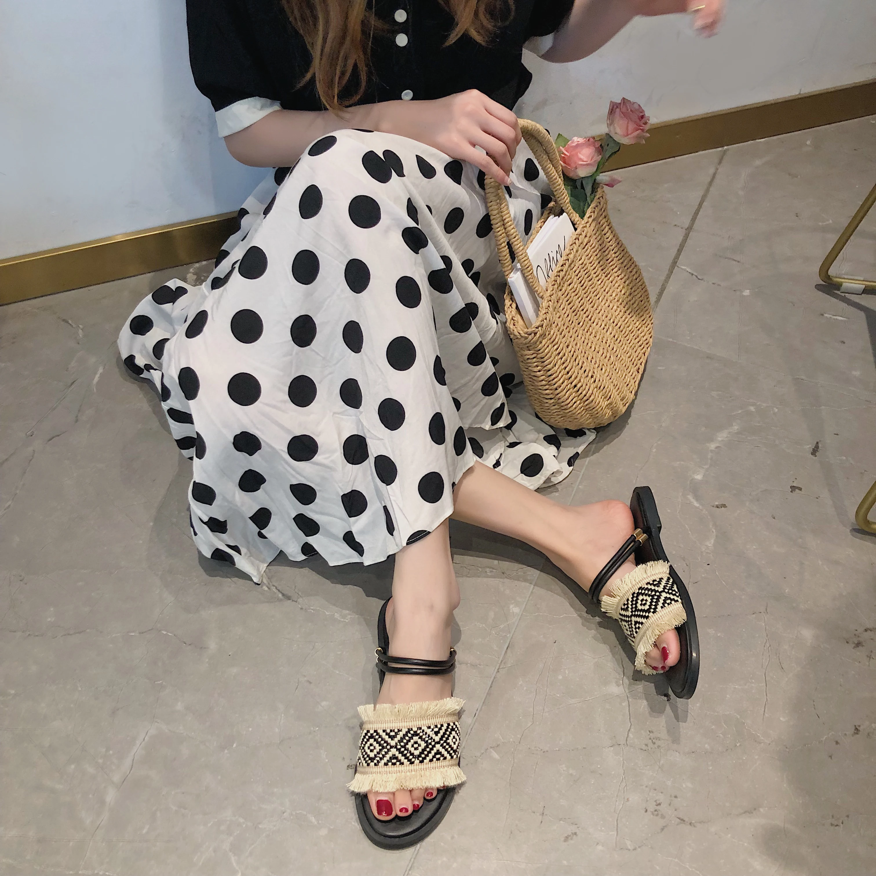 

2019 Ethnic sandalia feminina flat fringe open toe two wears flats comfortable slippers women sandals summer zapatos mujer