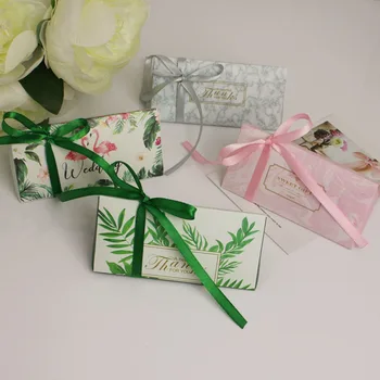 

100pcs/lot Gift Box Wedding Candy Chocolate Boxes Romantic Kraft Gift Bag Wedding Favors and Gifts Box Party Supplies Decoration